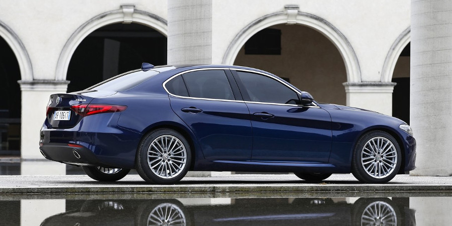 Descubre este mes la oferta del Alfa Romeo Giulia para el mes de octubre.