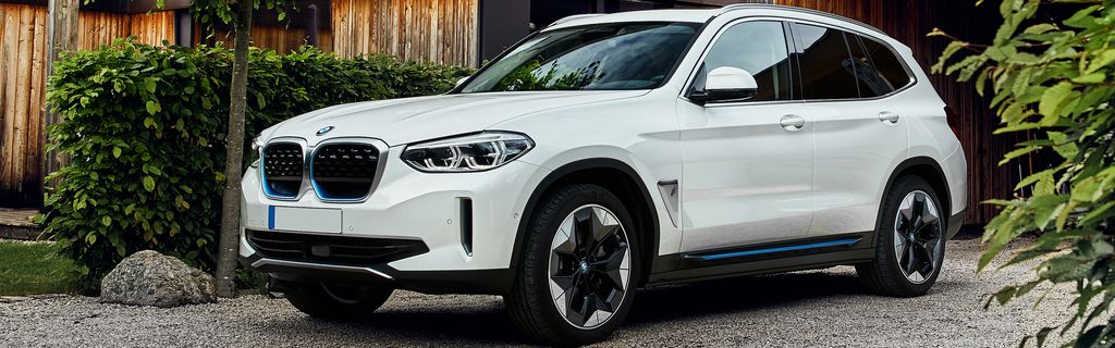 BMW iX3
