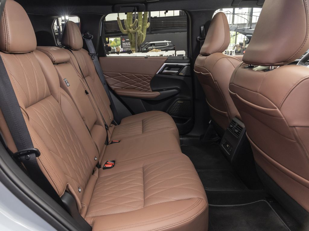 Mitsubishi Outlander Plug-in Hybrid