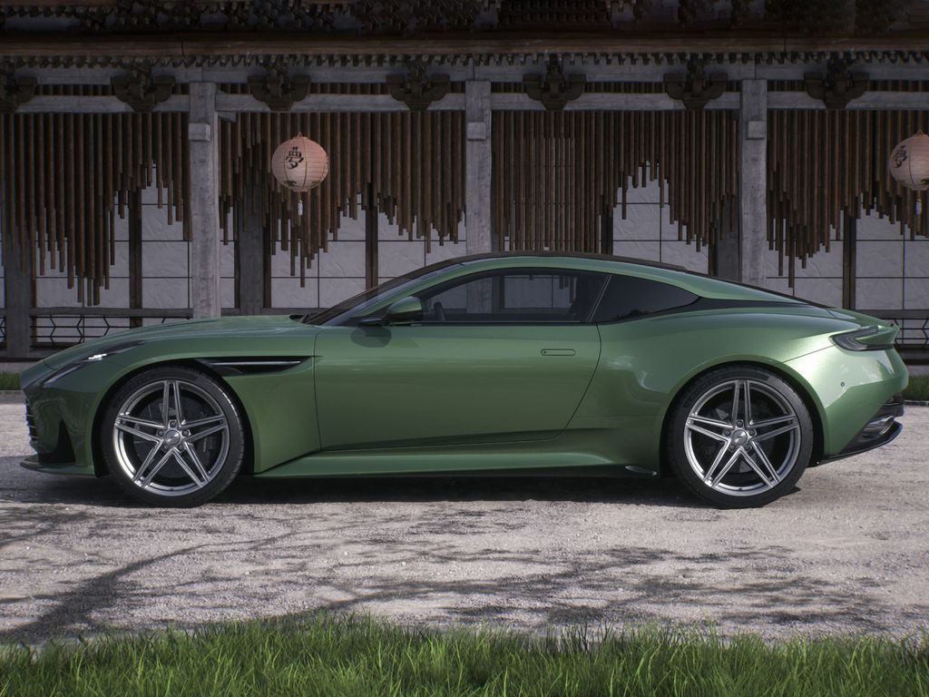Aston Martin DB12