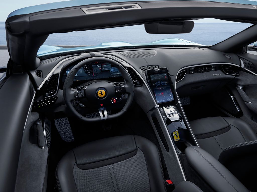 Ferrari Roma Spider