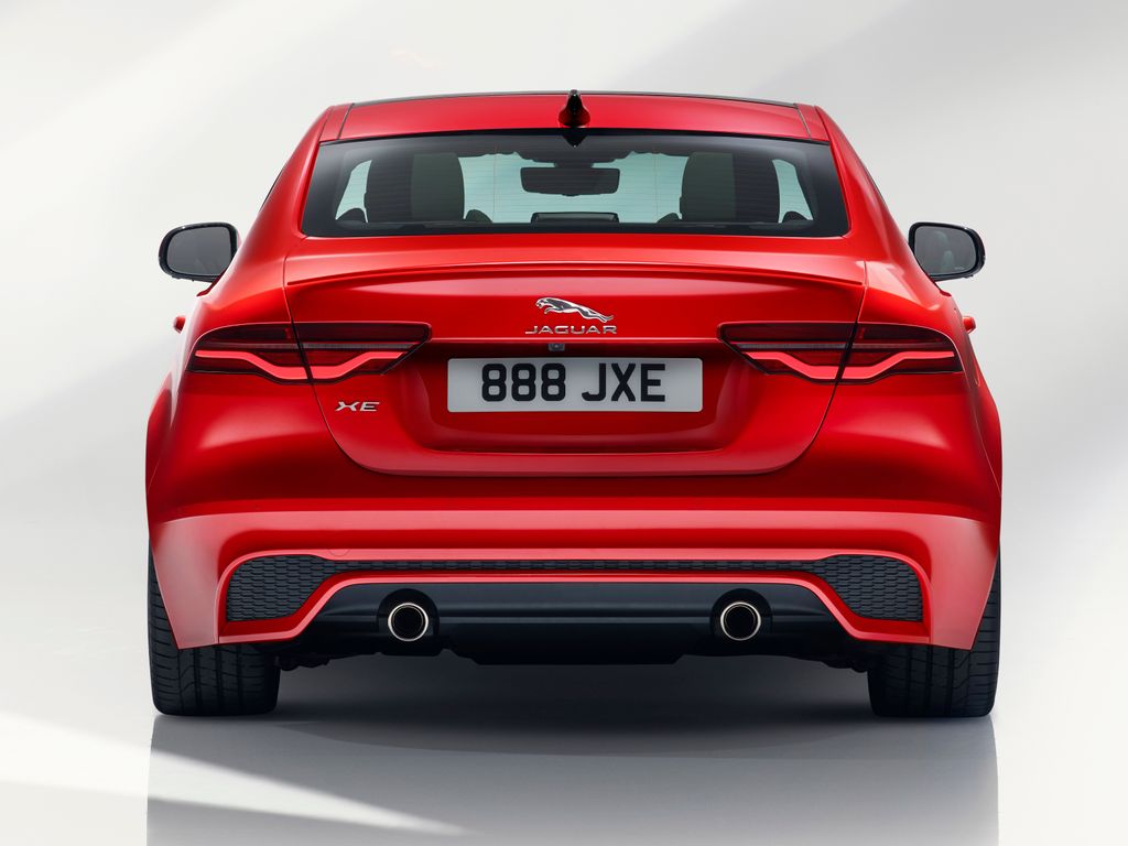 Jaguar XE