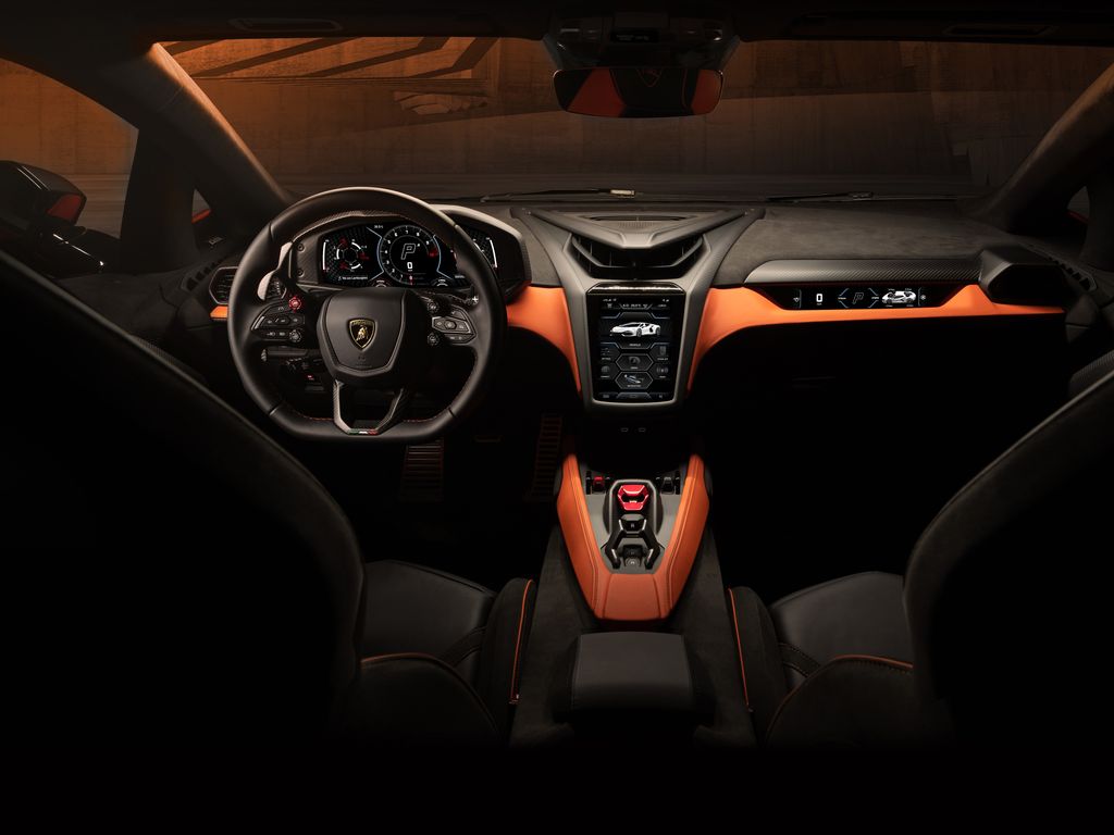 Lamborghini Revuelto