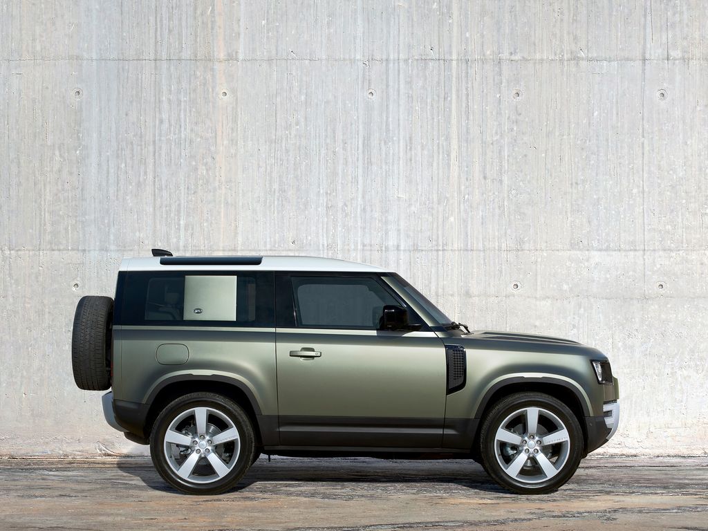 Land Rover Defender 90
