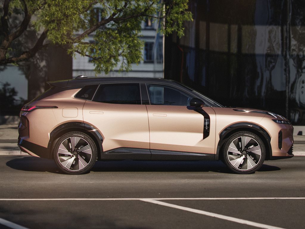 Lynk & Co Neuer 08