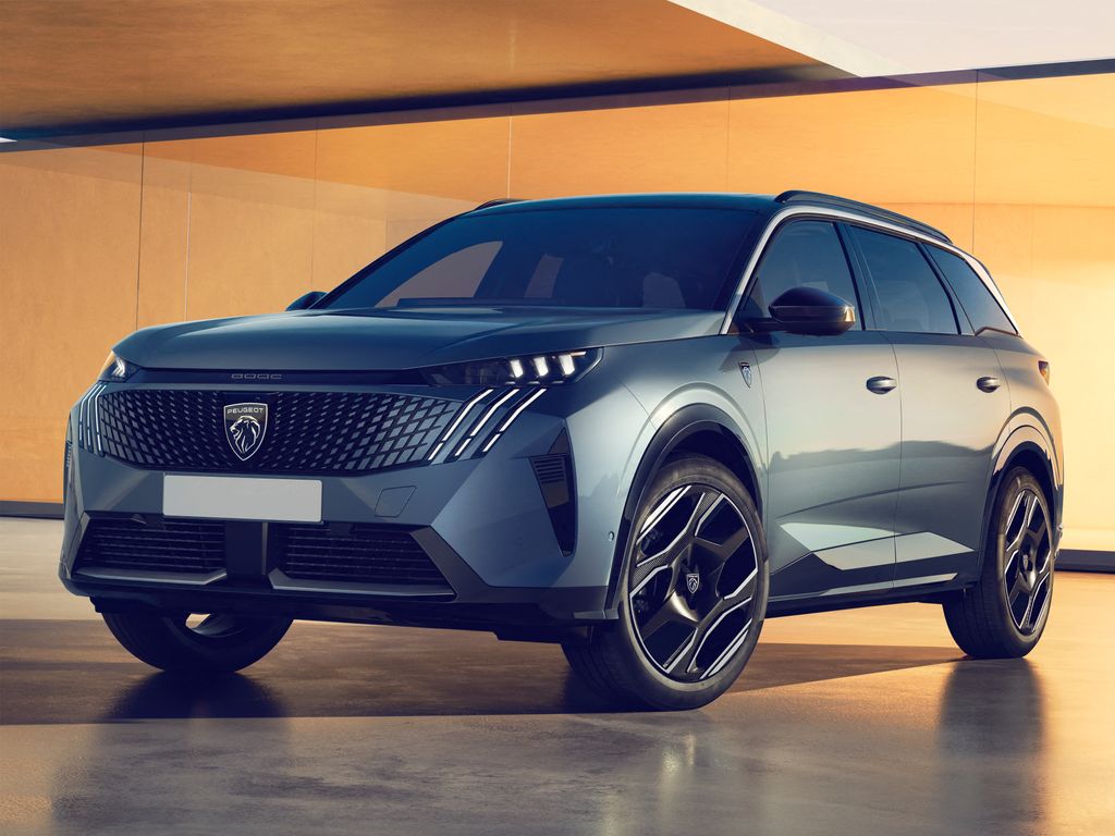 Peugeot E-5008
