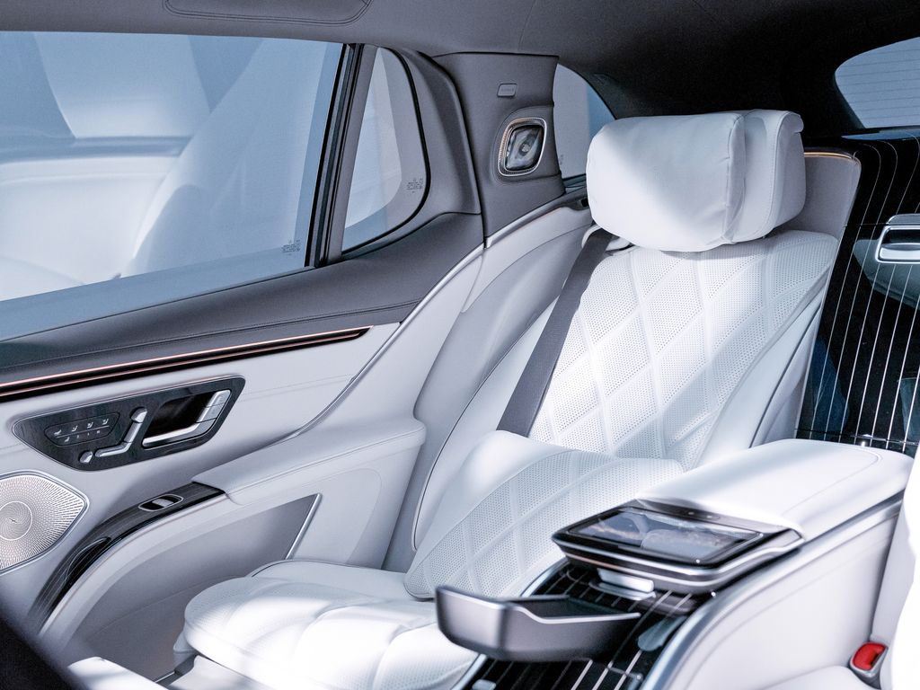 Mercedes-Benz Mercedes-Maybach EQS SUV