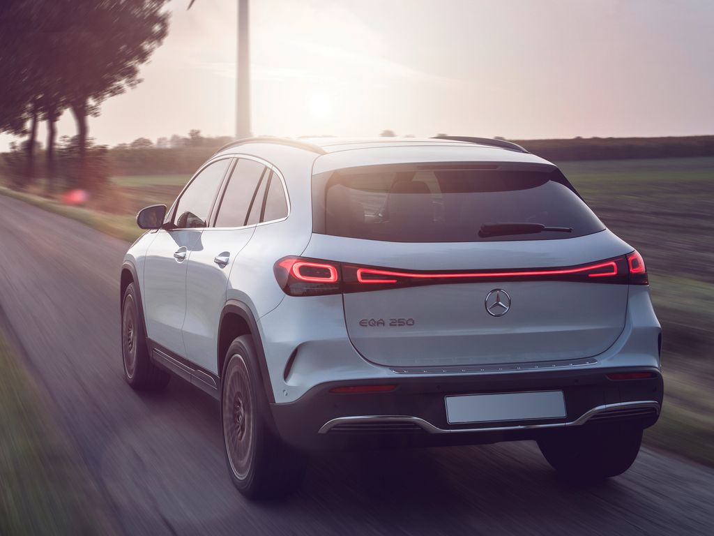 Mercedes-Benz EQA