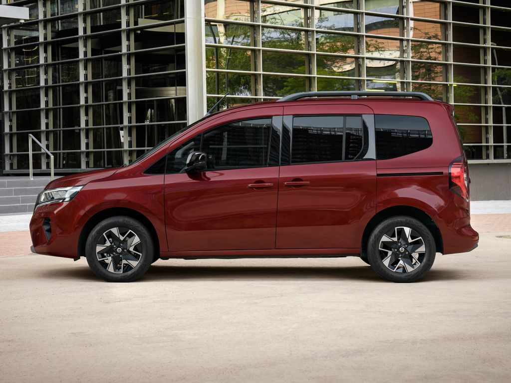 Nissan Nueva Townstar Combi