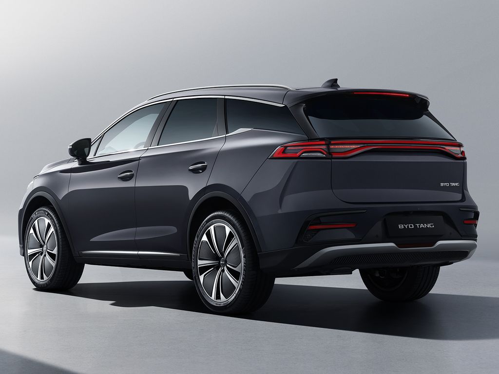 BYD Nuevo TANG