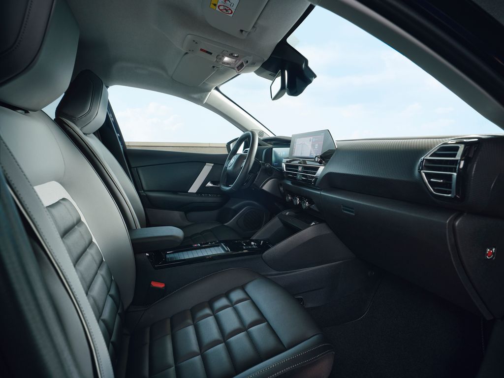 Nuevo Citroën ë-C4