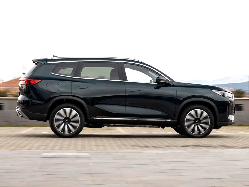 EBRO Nuevo s800 PHEV