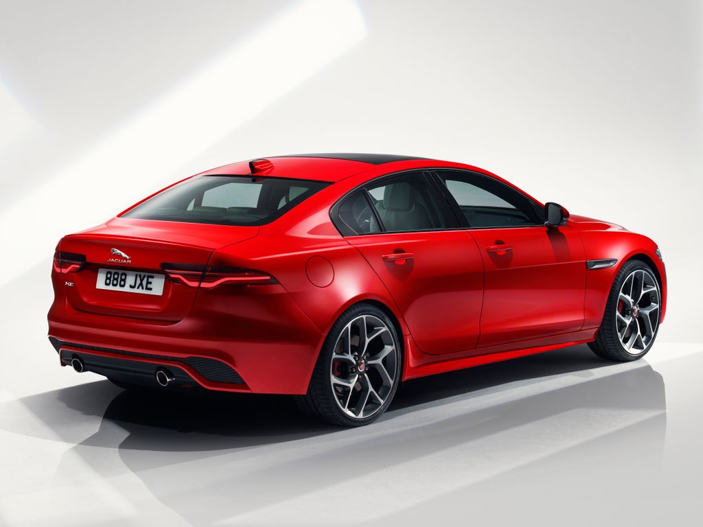 Jaguar XE