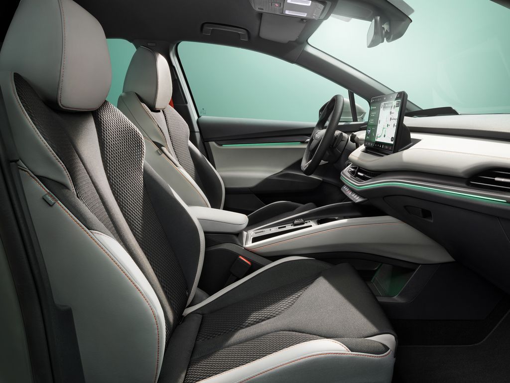 Škoda Nuevo ELROQ