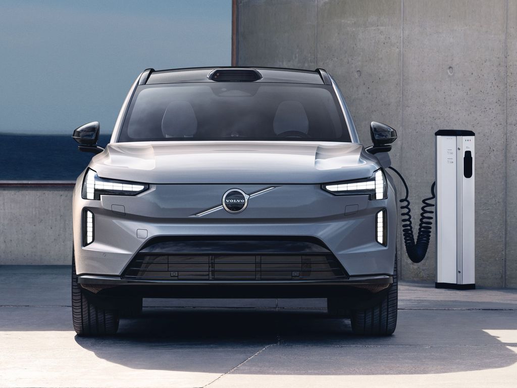 Volvo EX90