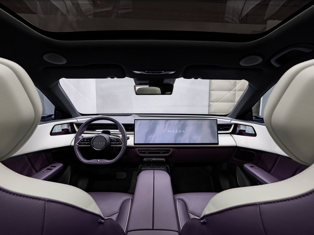 Mazda Nouveau CX-6e