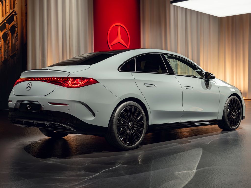 Mercedes-Benz CLA