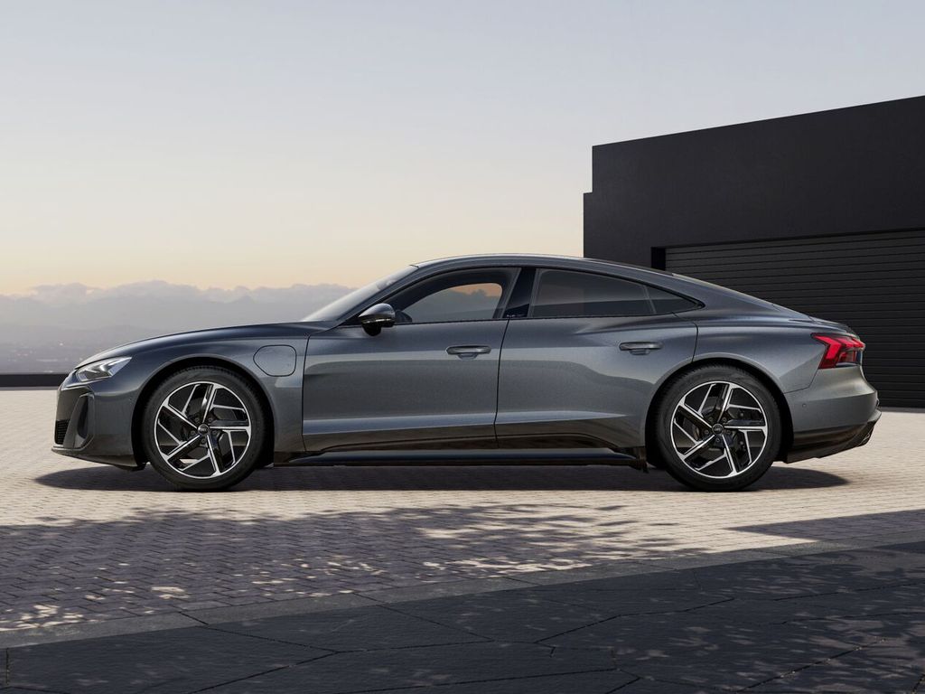 Audi Nouvelle e-tron GT quattro