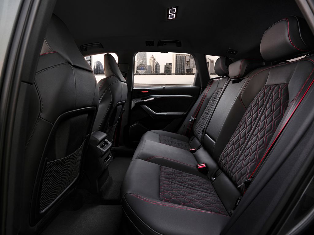 Audi Nouvelle SQ6 e-tron