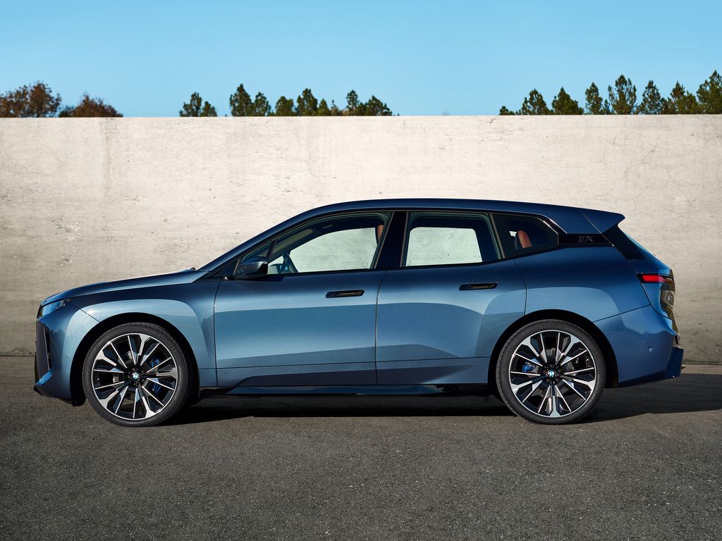 BMW Nouveau iX