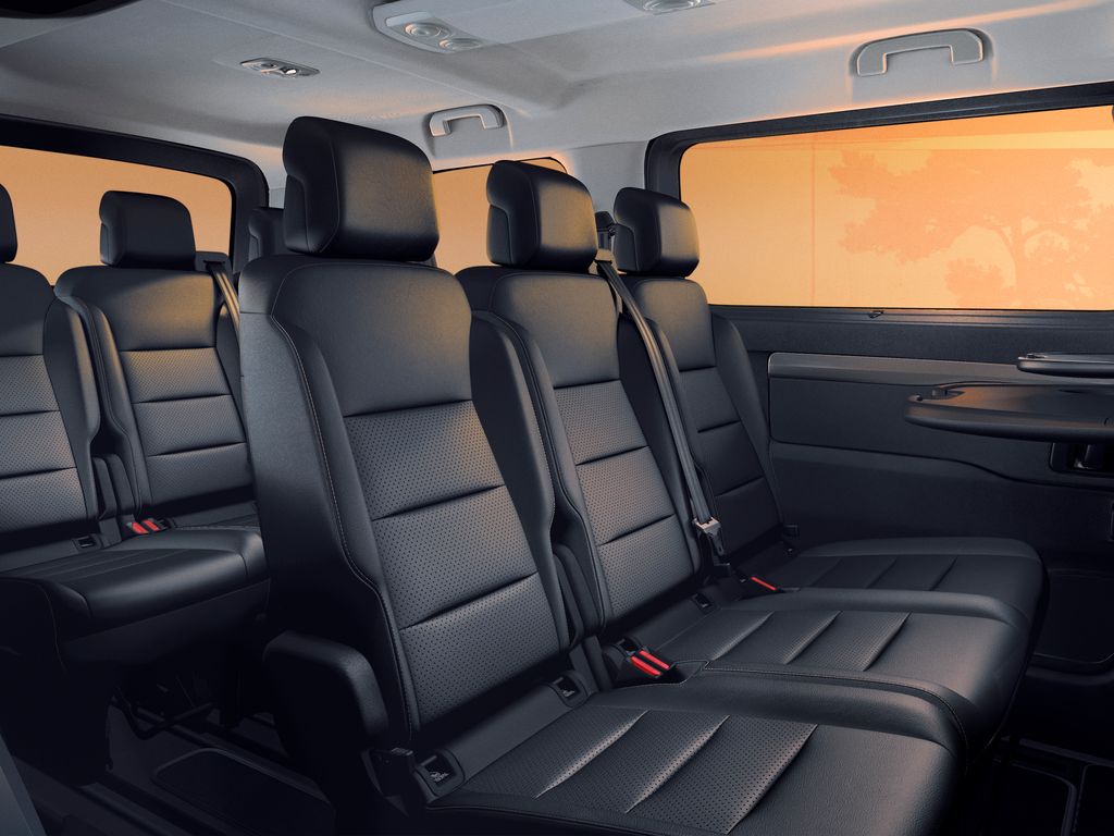 Peugeot Nouveau E-Traveller