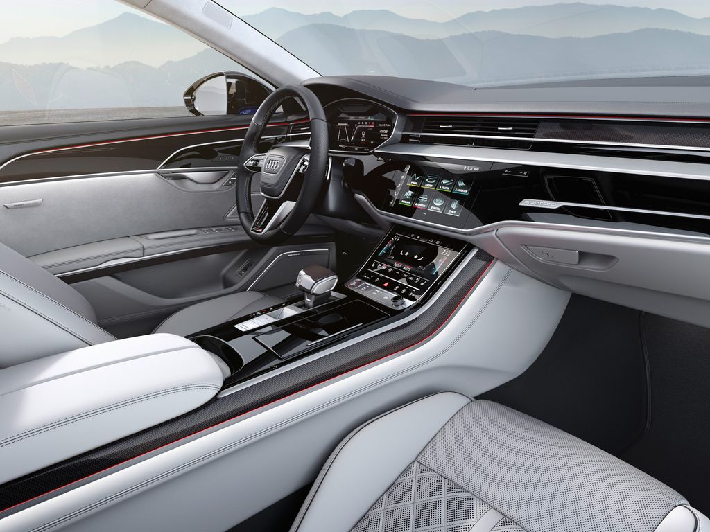 Audi S8