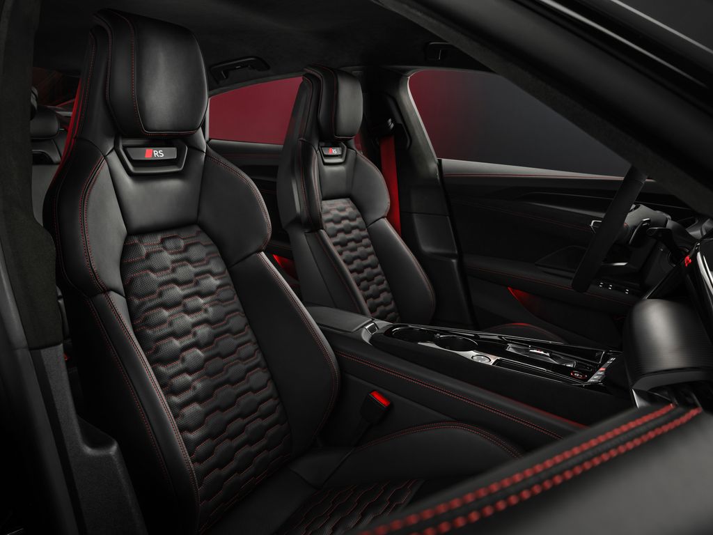 Audi Nuevo RS e-tron GT