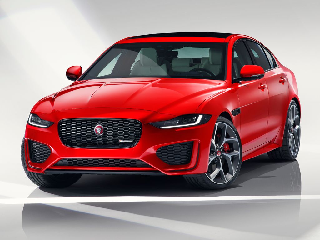 Jaguar XE