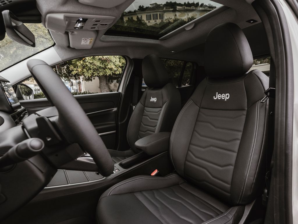 Jeep Avenger e-Hybrid