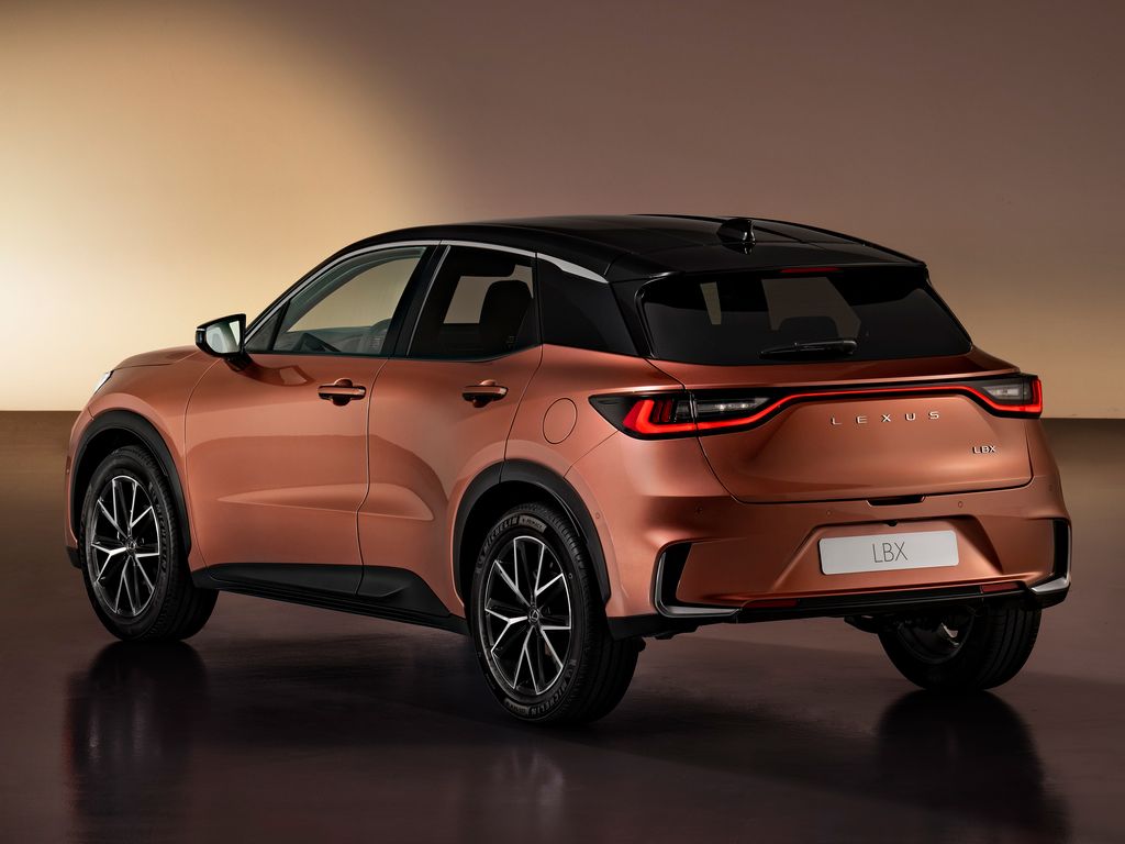 Lexus Nuevo LBX