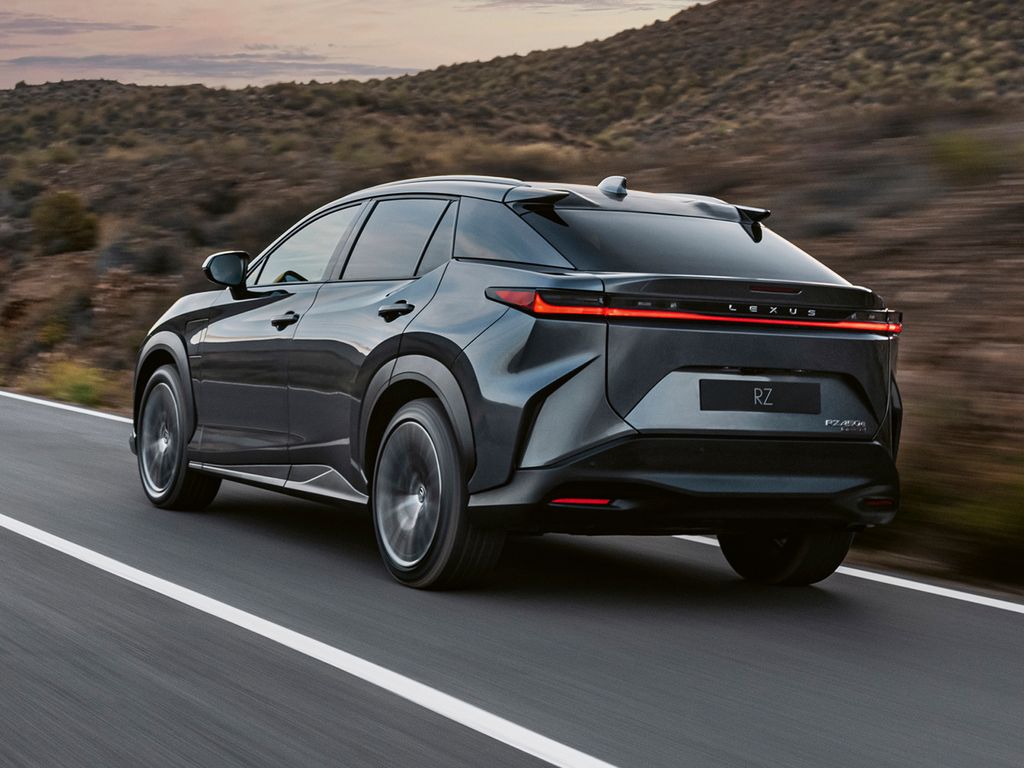 Lexus RZ