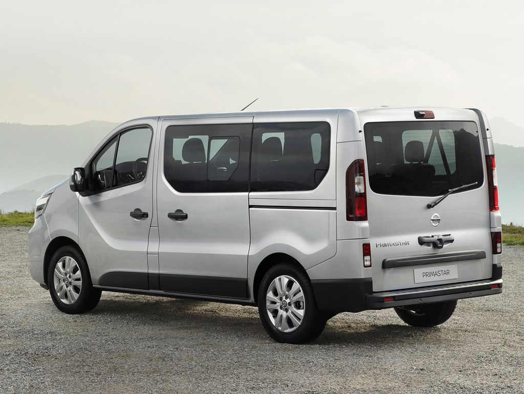 Nissan Primastar Combi