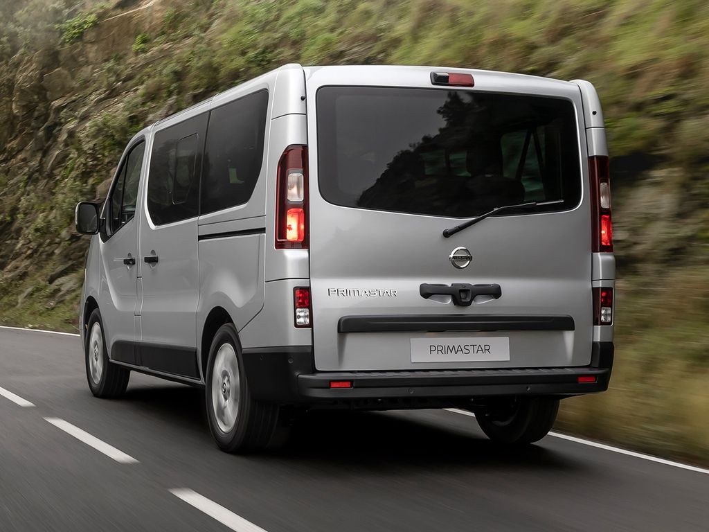 Nissan Primastar Combi
