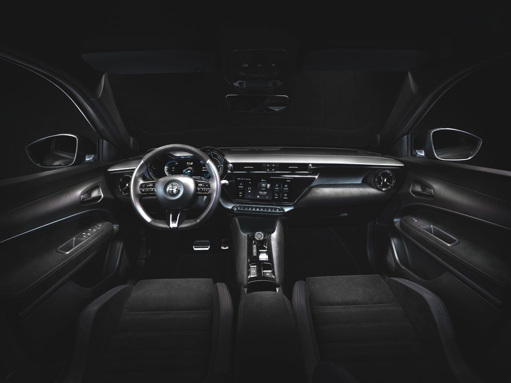 Alfa Romeo Nouvelle Junior Ibrida