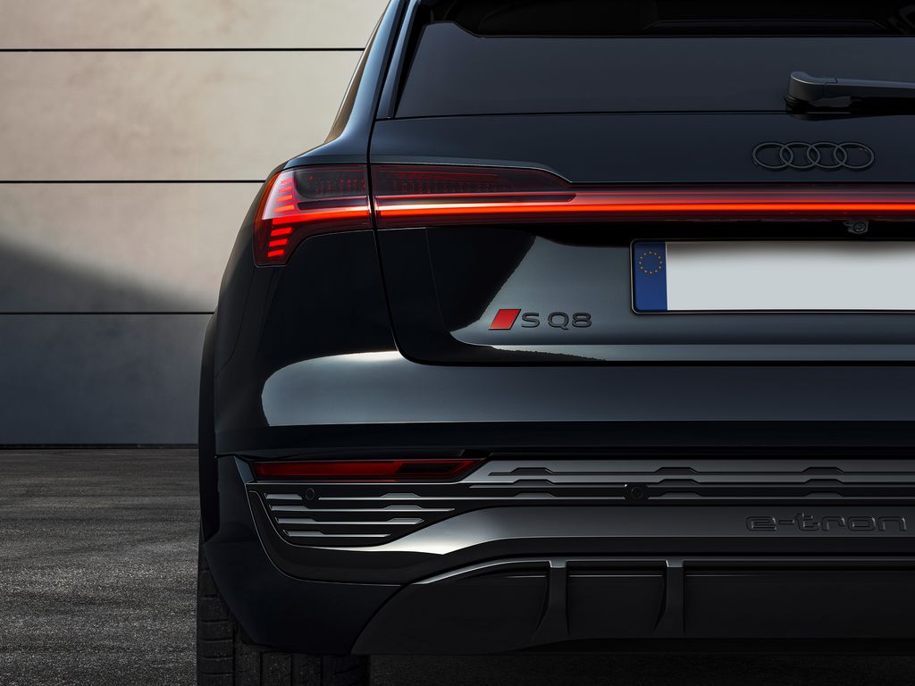 Audi SQ8 e-tron