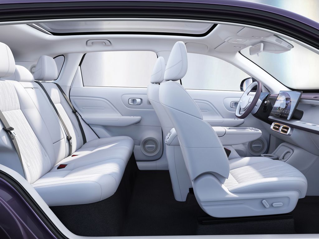 Leapmotor Nouvelle B10 New e-Hybrid