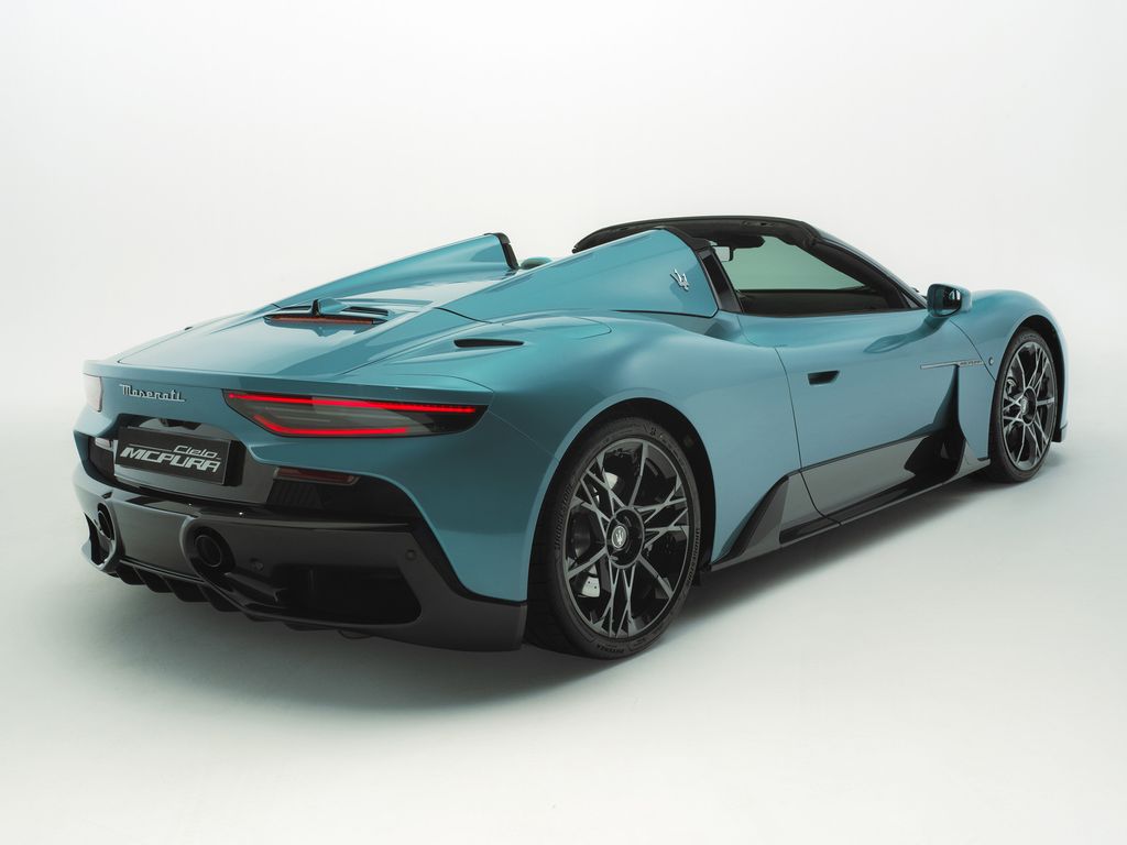 Maserati MCPURA Cielo