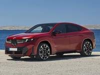 BMW iX4
