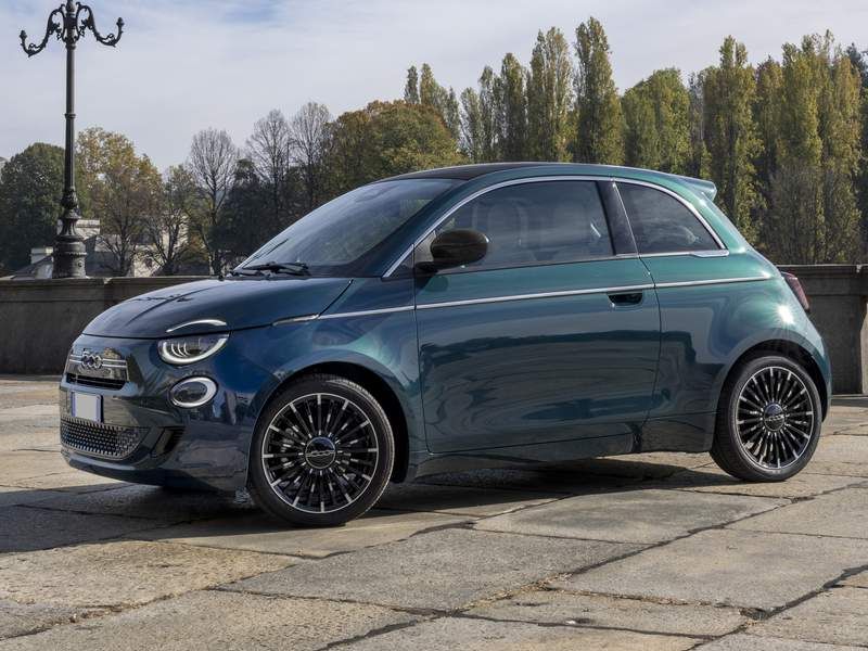 FIAT 500 Hybrid 3+1