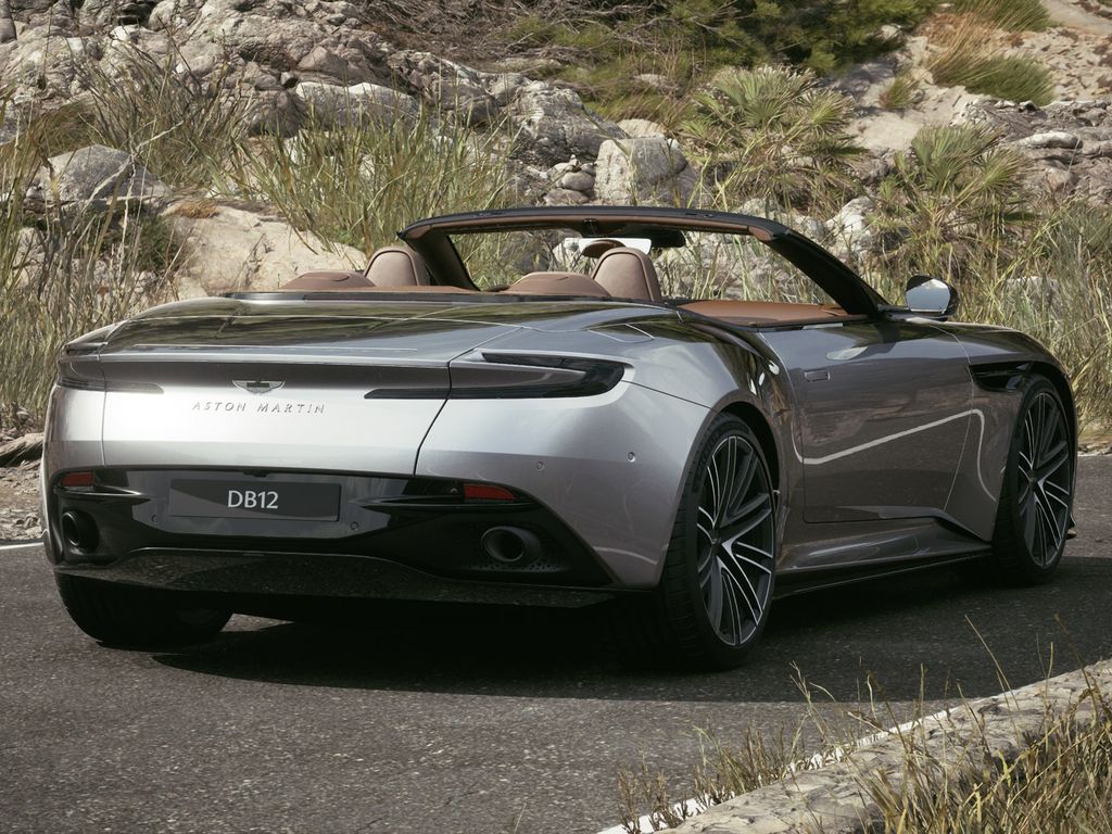 Aston Martin DB12 Volante