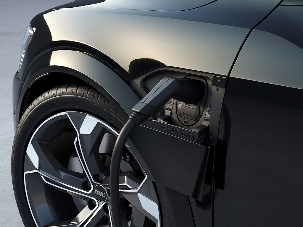 Audi SQ8 e-tron