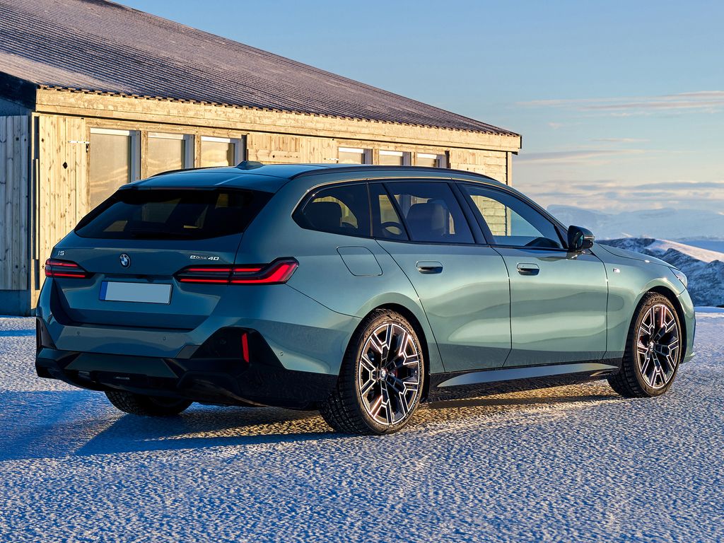 BMW i5 Touring