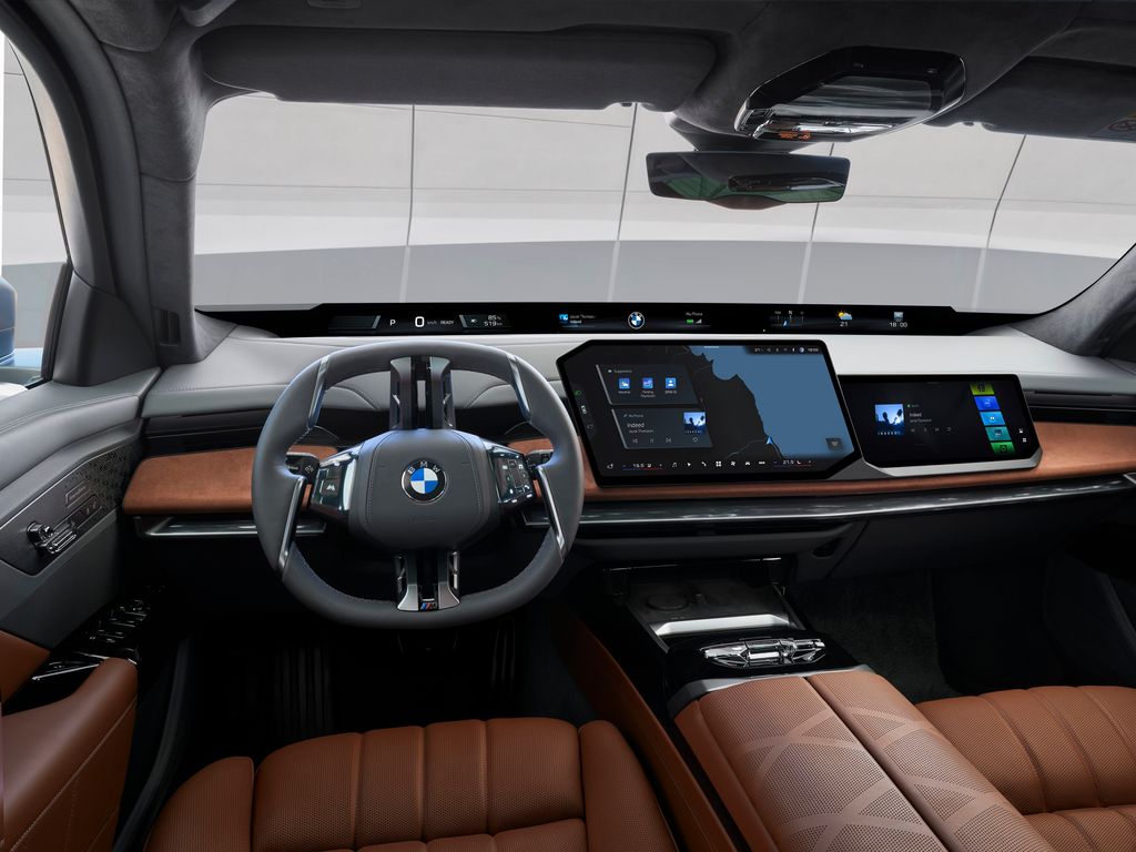 BMW i7