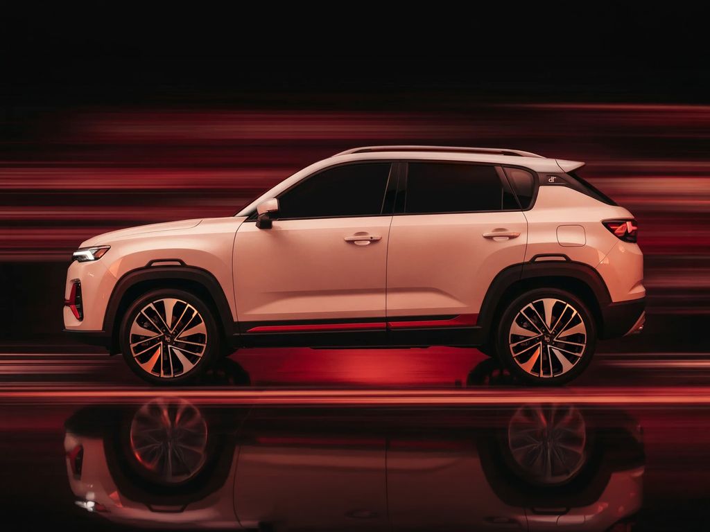 DR AUTOMOBILES DR 5 Stilnovo