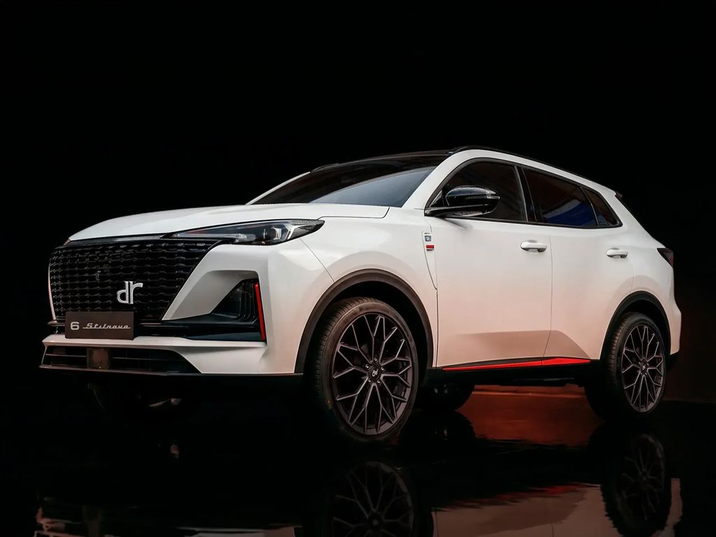 DR AUTOMOBILES DR 6 Stilnovo
