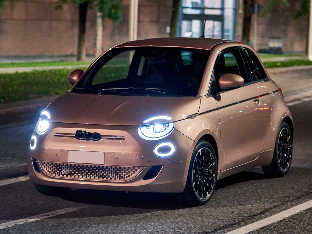 FIAT 500 Electric 3+1