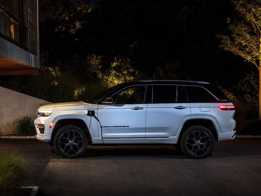 Jeep Grand Cherokee 4xe PLUG-IN HYBRID