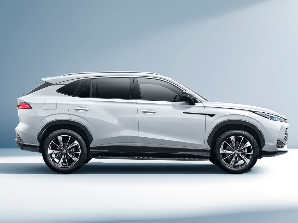 MG Nuova HS PHEV