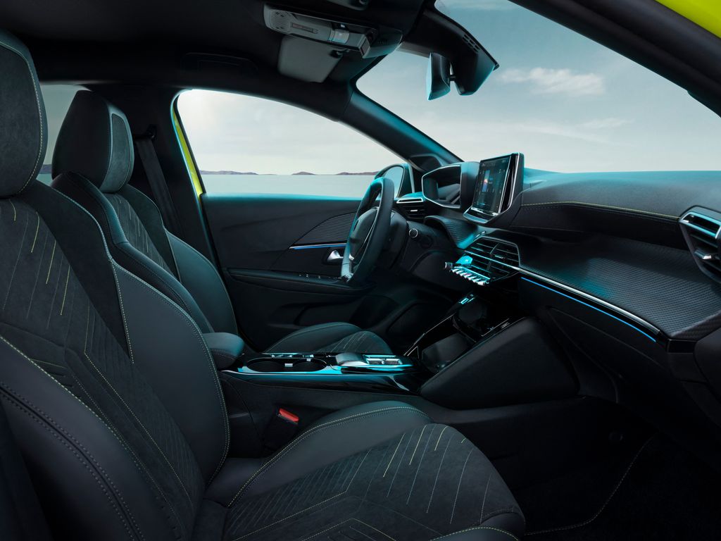 Peugeot e-208