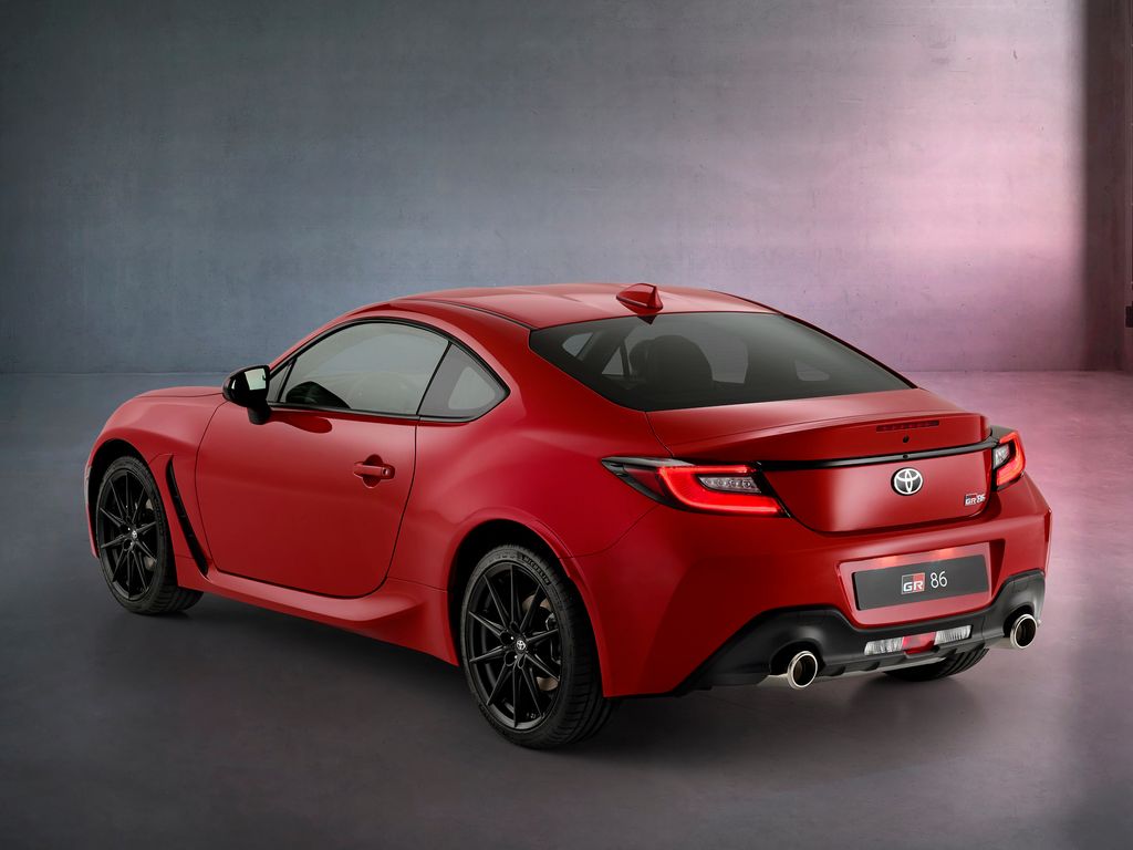 Toyota Nuova GR86